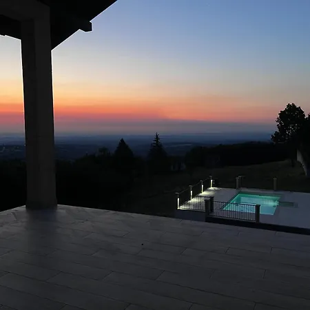 Pogled Apartament *